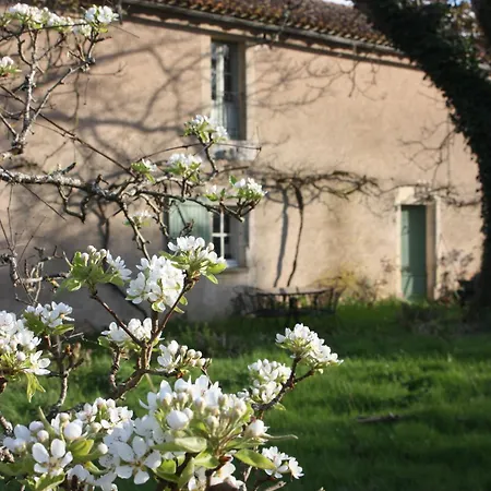 En Bas Cool La Vienne 4* Queaux